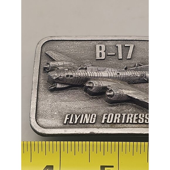 1980 BOEING B-17 FLYING FORTRESS BELT BUCKLE EUC - Picture 2 of 4